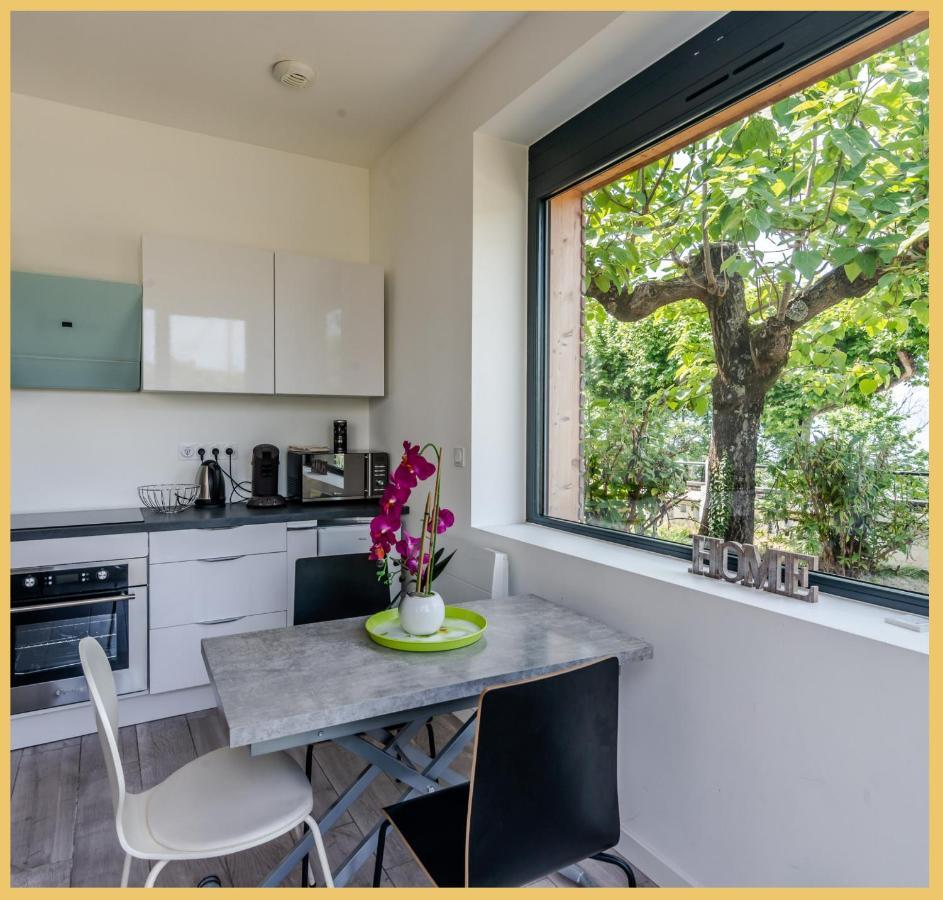 Appartement Cozy 1 Panoramique Lac Leman โทนง-เลส์-แบงส์ ภายนอก รูปภาพ